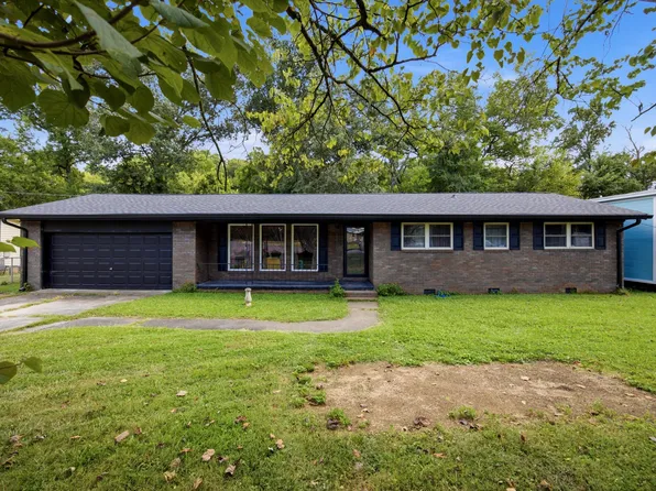 1308 Shady Ln, Dalton, GA 30721