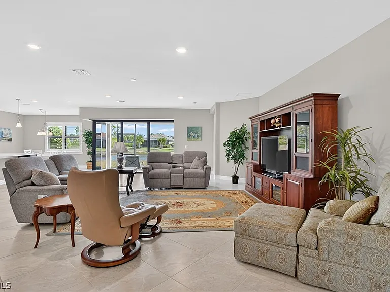 11279 Thurston Chase — Photo 5