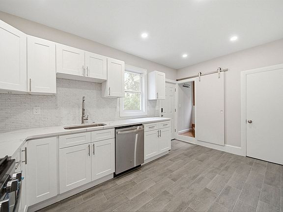 5th image of 11 Mount Pleasant St #11