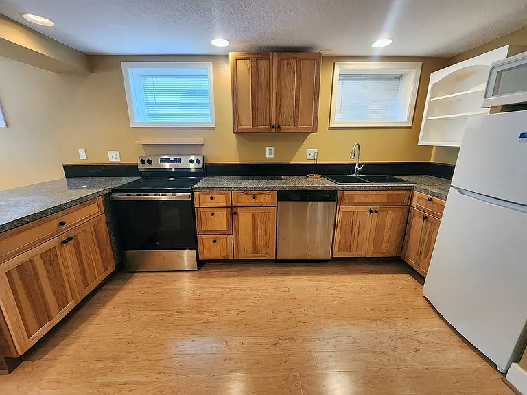 601 NW 22nd Ave — Photo 9