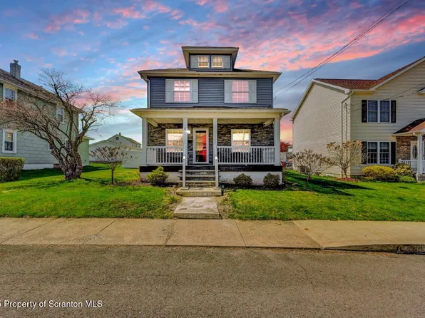 811 W Grove St, Taylor, PA 18517