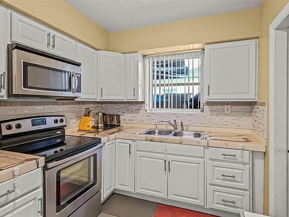 5th image of 6271 NW 19th Street