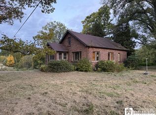 9411 E Lake Rd, Ripley, NY 14775