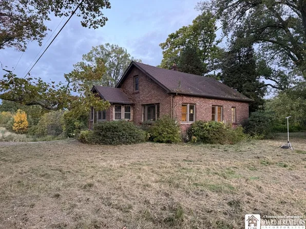 9411 E Lake Rd, Ripley, NY 14775