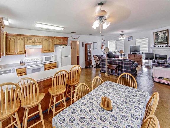 5th image of 6224 Bayouside Dr