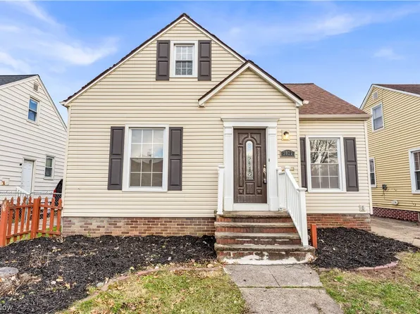 3827 W 130th St, Cleveland, OH 44111