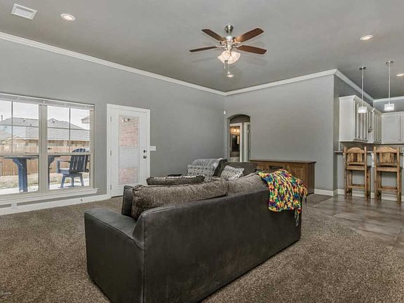 2nd image of 10 William Ln