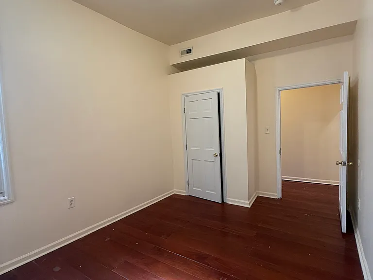 1212 Druid Hill Ave #2 — Photo 15