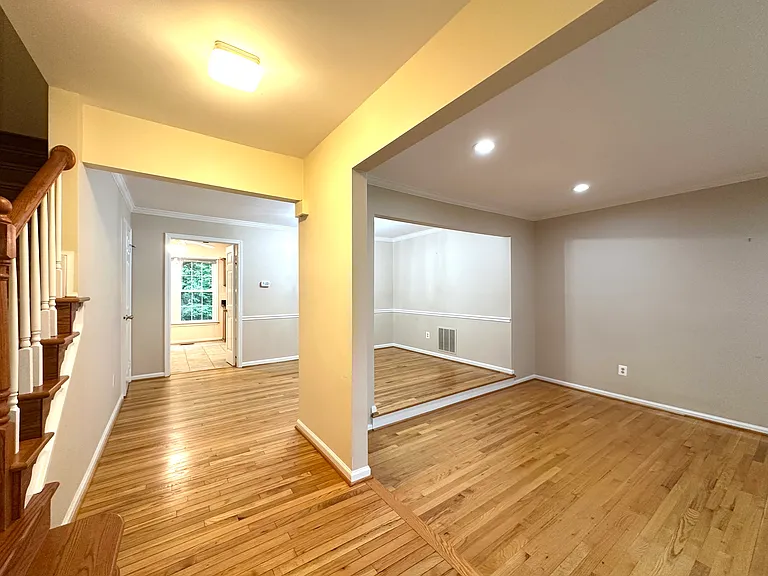 5127 Kenside Ct — Photo 2