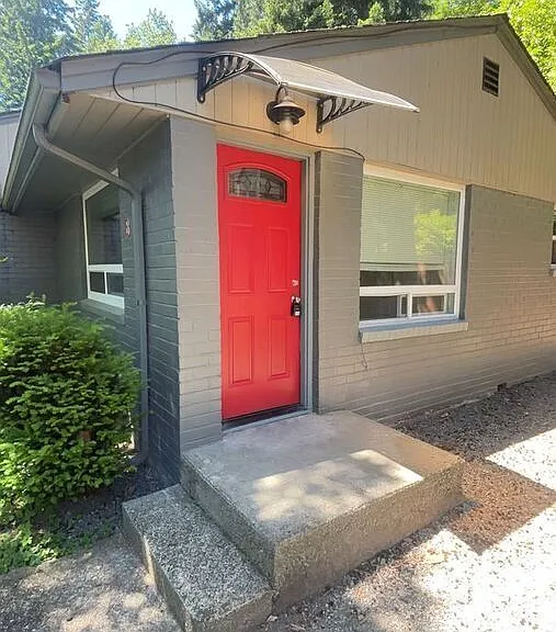 4400 NE 178th St #B — Photo 1
