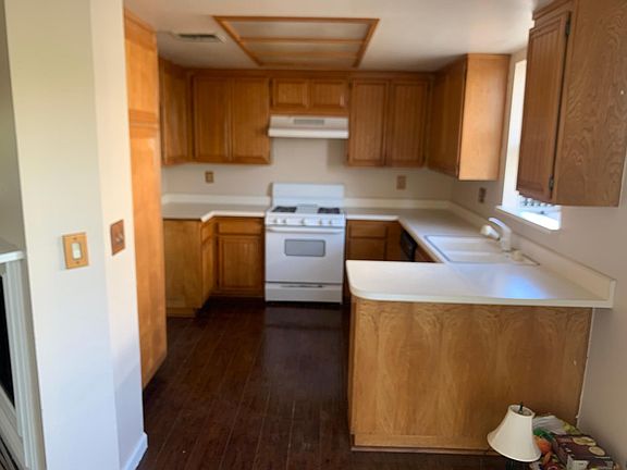 3rd image of 26838 Claudette St Unit 221