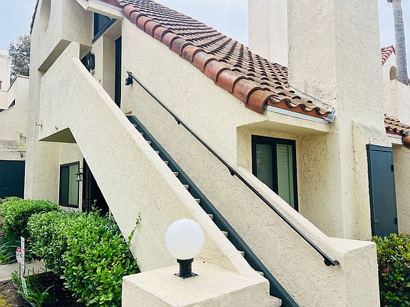4th image of 333 N Melrose Dr Unit F