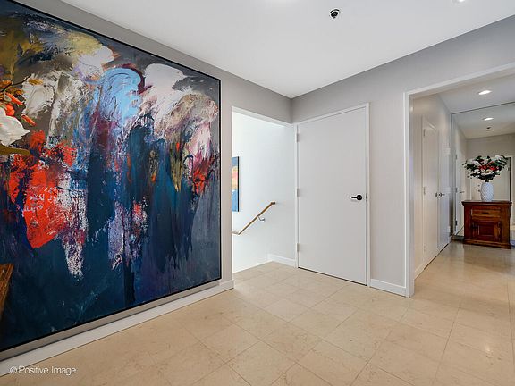 2nd image of 653 N Kingsbury St APT 704