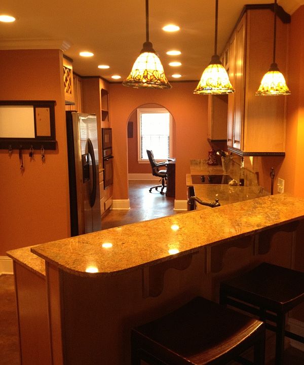 Kitchen w/stainless steel 
