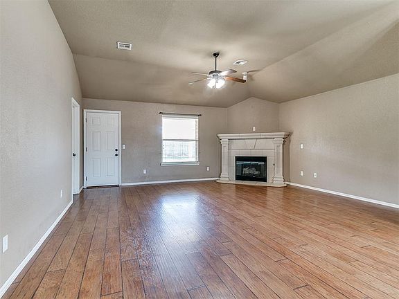 3rd image of 2327 Tortoise Dr