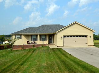 75 Dawson Ln, Glasgow, KY 42141