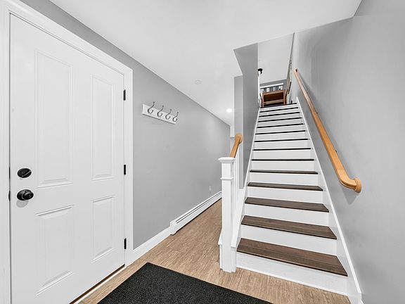 5th image of 41 Fownes Mill Court Unit 10