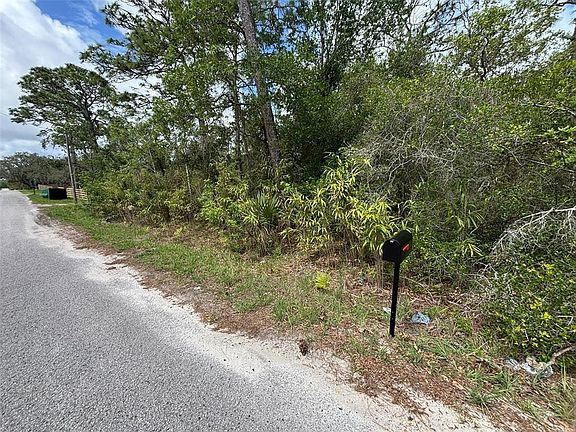 5th image of 18379 Thomas Blvd