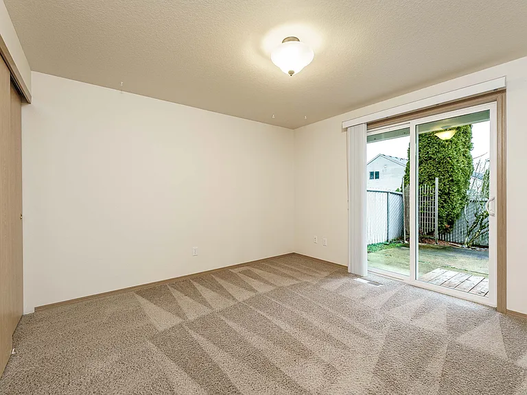 11703 NE 32nd St #11703 — Photo 16