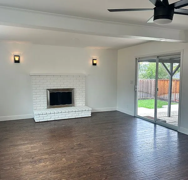 3891 Mills Way — Photo 5