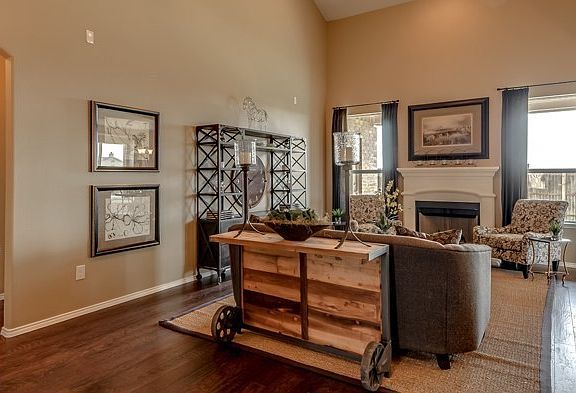 4th image of 917 Swan Ridge Dr