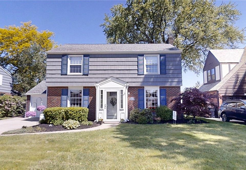1st image of 151 Grimsby Rd W