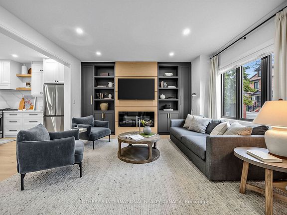 4th image of 36 Ridley Gdns