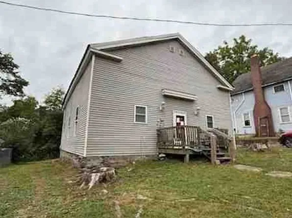 159 Auburn St, Meshoppen, PA 18630