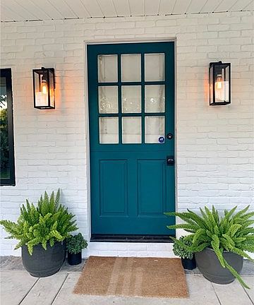 3rd image of 2508 Holly Ln