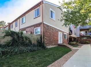 9618 Perry Ln APT A, Overland Park, KS 66212