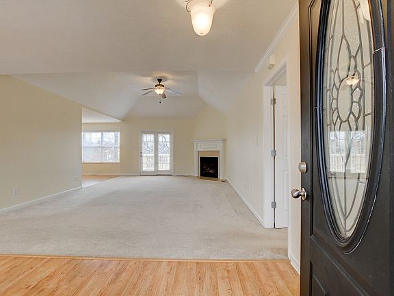 4th image of 735 Cedar Grove Ct