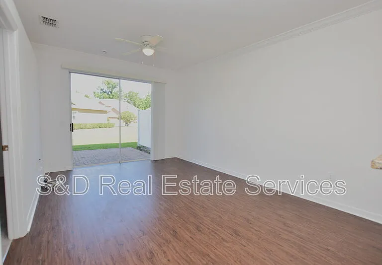 6352 Sedgeford Dr — Photo 9