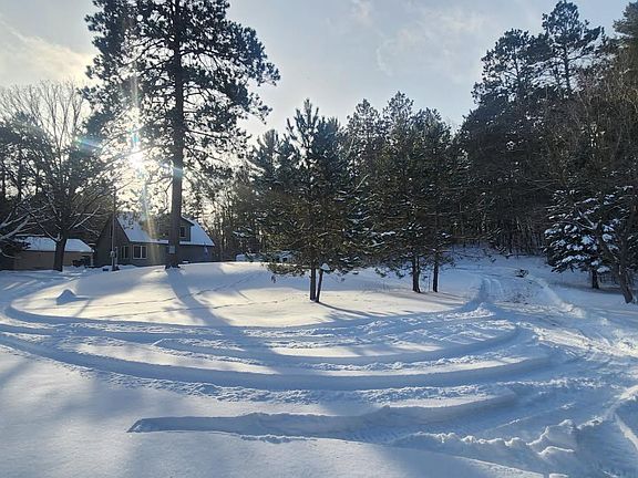 4th image of 47011 Niemi Dr