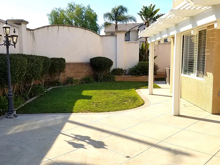 8804 E Crestview Ln — Photo 40
