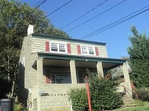 2nd image of 933 Ulrich St