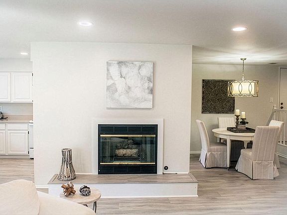 4th image of 709 S Lake Shore DRIVE #4F