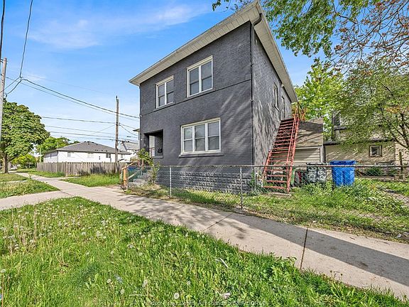 2nd image of 669 Park St W Unit A