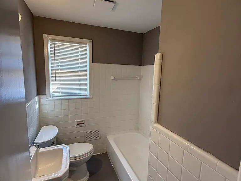 1230 Decatur St — Photo 5