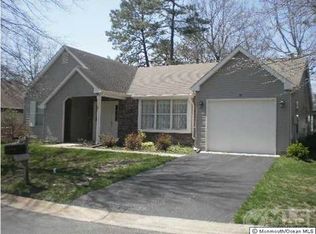 39 Morning Glory Ln, Whiting, NJ