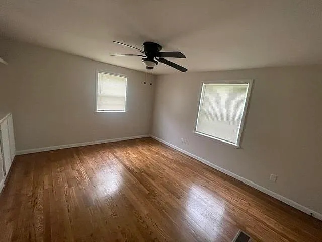 3547 Randolph St — Photo 9