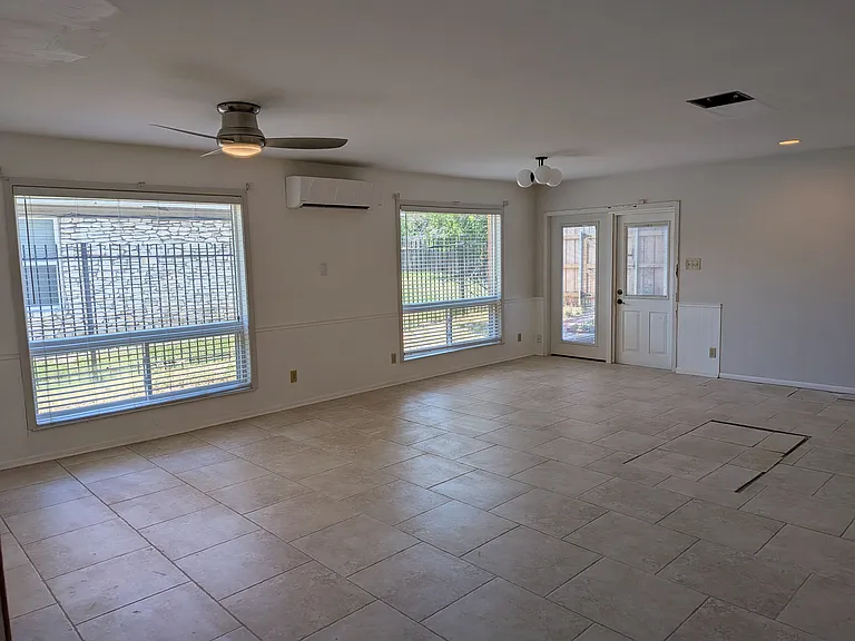 7009 Miranda Dr #2 — Photo 2