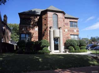5807 Loran Ave APT 2E, Saint Louis, MO 63109