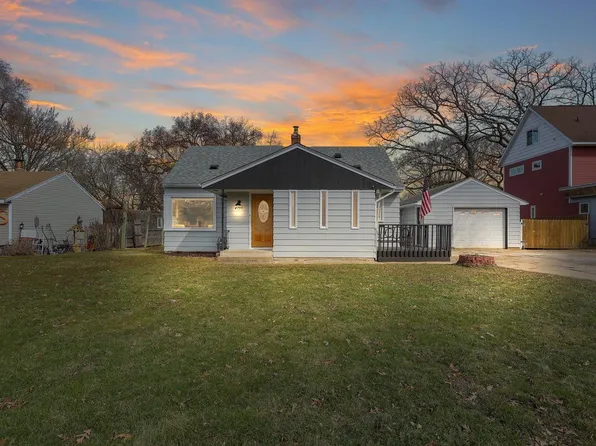 4755 Dominick Dr, Minnetonka, MN 55343