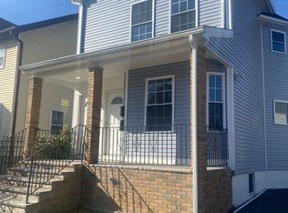 31 Bedford St #2, East Orange, NJ