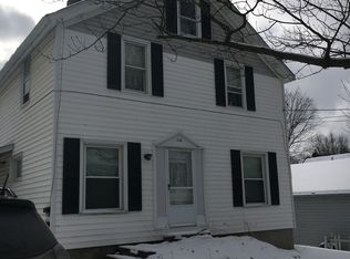 110 Van Buren Ave, Ravenna, OH 44266