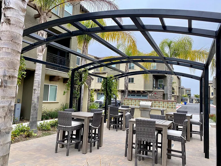 Outdoor entertaining area