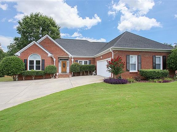 2nd image of 3784 Landmark Dr
