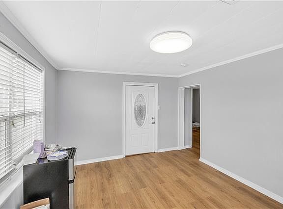5th image of 2401 Lafayette St #1