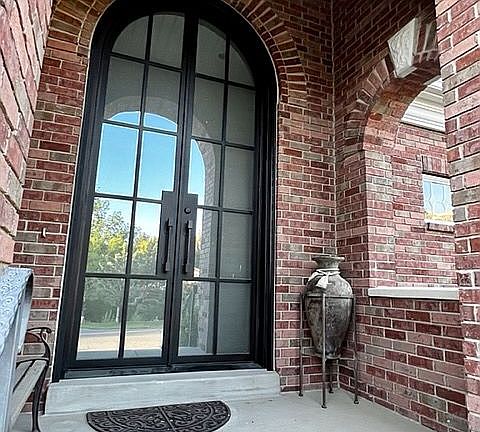 4th image of 2809 E Water Vista Way