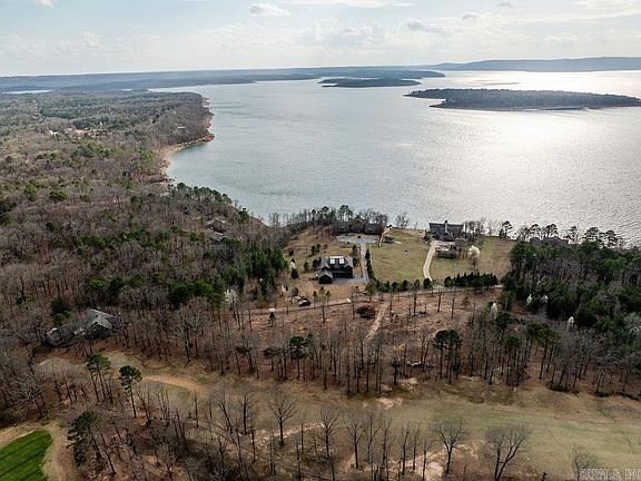 3rd image of 2634 Tannenbaum Rd